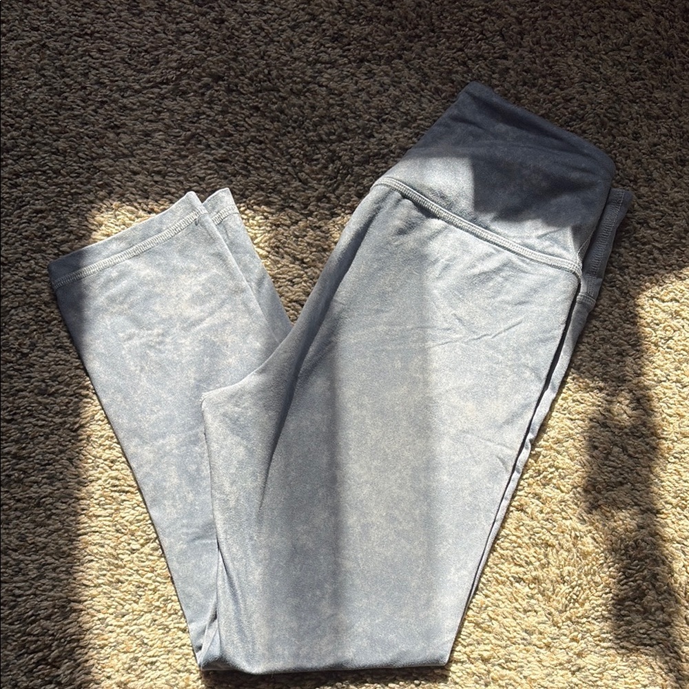 Gilly Hicks Gray Jeggings Comfortable Modern Design